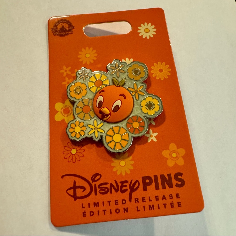 NWT. 2023 EPCOT pin Flower & Garden Festival Disney Parks Orange Bird LR PIN